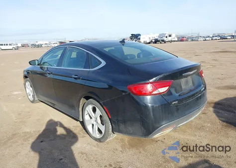 2015 Chrysler 200 C z USA, uszkodzony, nr VIN 1C3CCCEG6FN732046